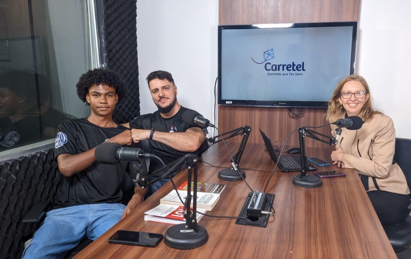 Projeto da E. E. Ruth Martins de Almeida de Caxambu (MG) ganha repercussão nacional com ensino descomplicado sobre investimentos